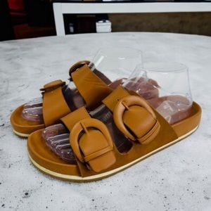 💚 TIME AND TRU BROWN BIRK STRAPPY STYLE SANDALS GREAT CONDITION WOMENS SIZE 8